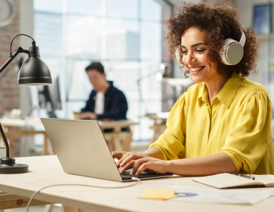 Ergonomisch und produktiv: So gestalten Sie den perfekten Arbeitsplatz